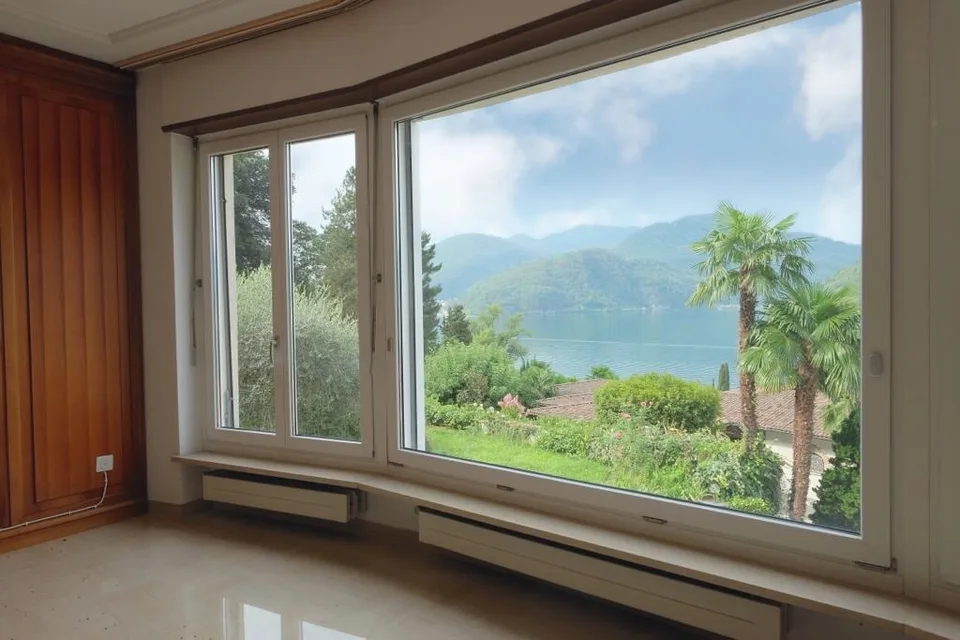 Proponiamo meravigliosa villa con piscina e vista lago