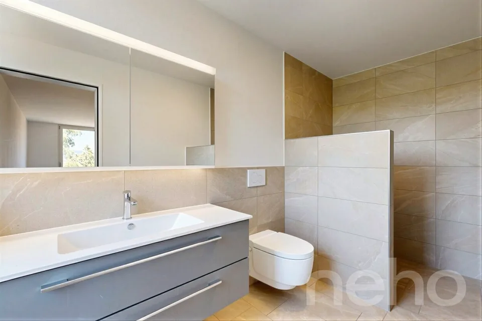 Attic apartment with dreamy terrace and unobstructable far-reaching view – photo 18 of 20