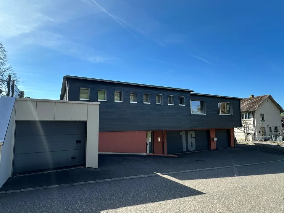 Paradis familial moderne dans un emplacement ensoleillé ; - Votre nouvelle maison à Huttwil – photo 17 sur 20