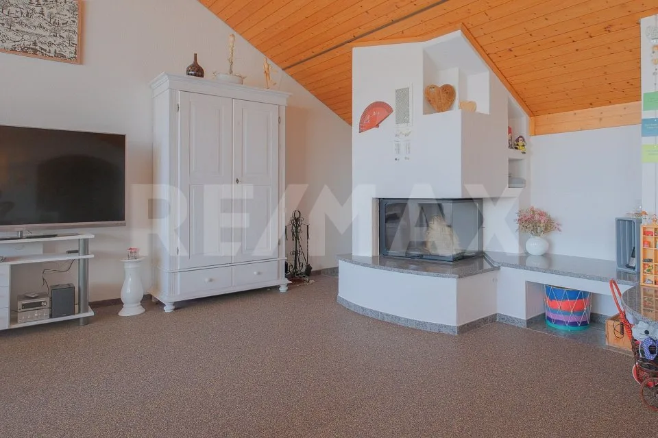 Terrasse ensoleillée avec vue - 3,5 (4,5) pièces appartement-maisonnette en attique