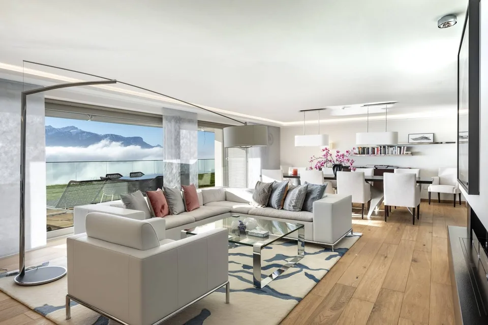 Somptueux appartement de 6.5 pièces avec une vue saisissante sur le lac
