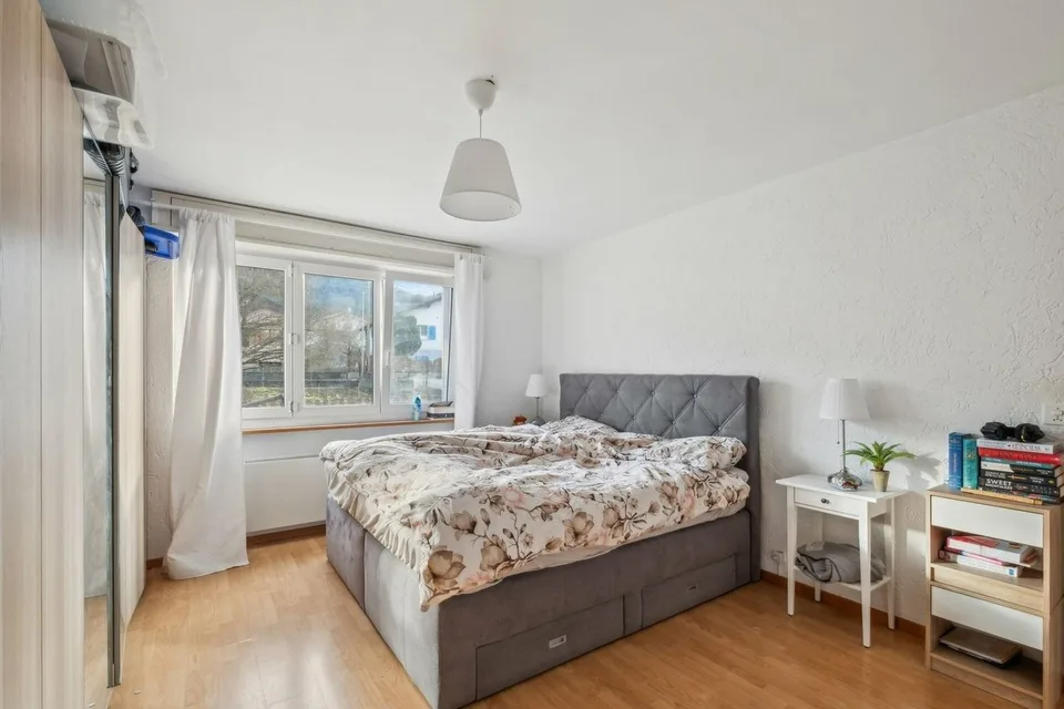 Edificio con 2 appartamenti, 1 salone di parrucchieri, un terreno edificabile – foto 6 di 13