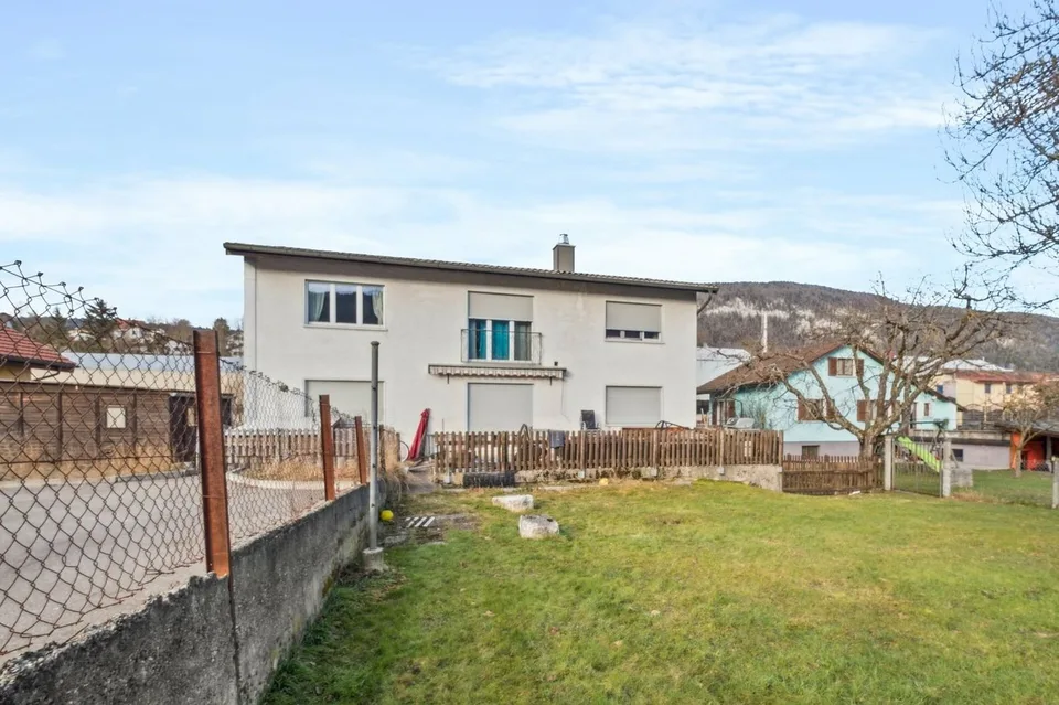Edificio con 2 appartamenti, 1 salone di parrucchieri, un terreno edificabile – foto 13 di 13