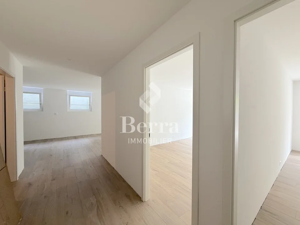 Wohnung mit 3.5 Zimmern im Erdgeschoss mit Ostausrichtung und schöner Aussicht – Foto 12 von 13