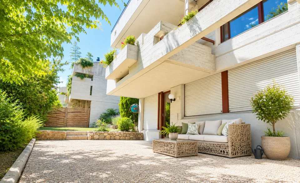 In Vendita - Villa di Architetto 6.5 Locali in Triplex