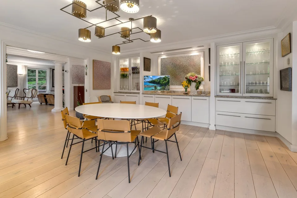 Duplex von hohem Standard in einer prestigeträchtigen Residenz mit idyllischer Umgebung