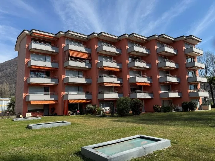 Zu verkaufen in Losone 2.5-Zimmerwohnung in ruthiger Lage – photo 6 sur 6