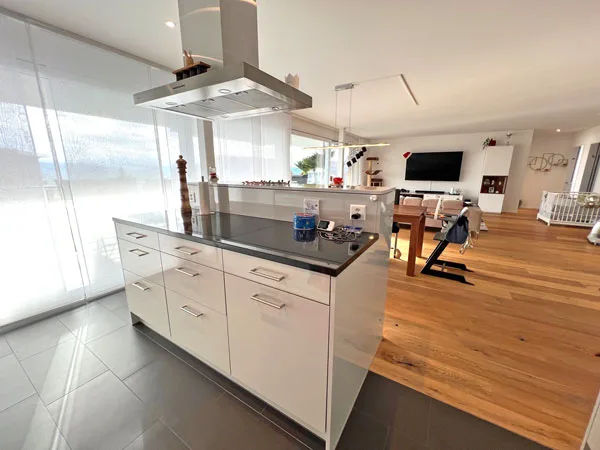 Moderne 4.5-Zimmer-Terrassenwohnung mit Panoramablick in Wauwil – Foto 8 von 13
