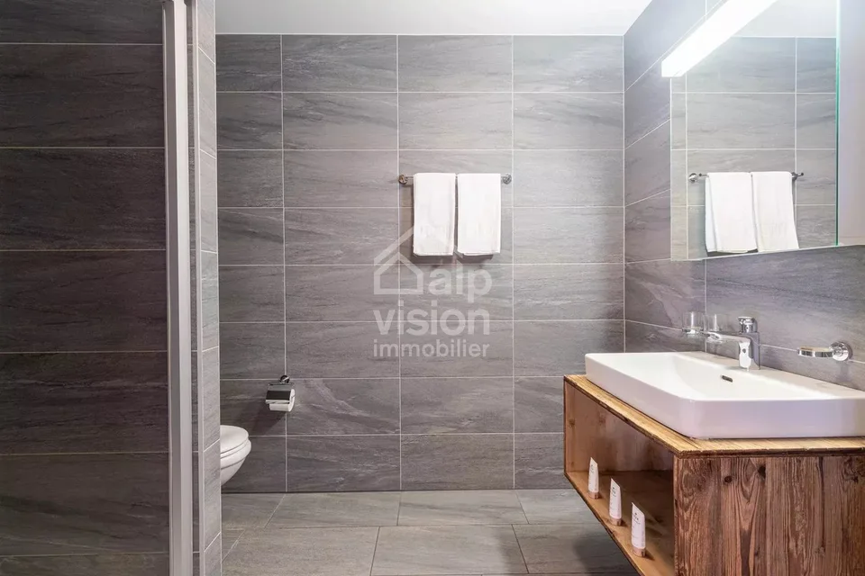 SPLENDIDES 5.5 ZIMMER DUPLEX SKI IN/SKI OUT ZENTRUM STATION – Foto 11 von 13