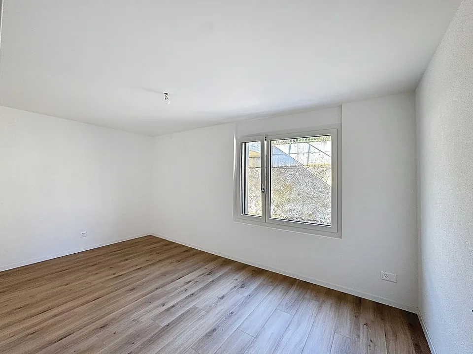 Wohnung 4.5 Zimmer mit Balkon – Foto 13 von 13