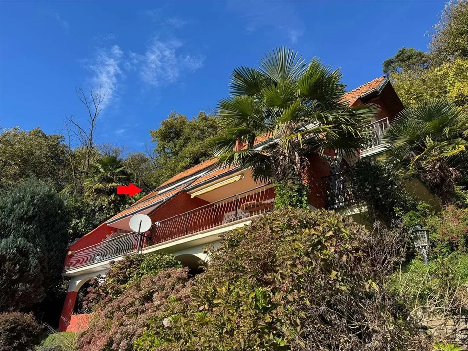 Appartamento bilocale all'ultimo piano con ampia terrazza e vista mozz