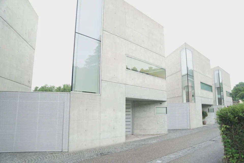 Elegante Villa Unifamiliare a Gentilino – 6 Locali con Vista e Comfort Esclusivi