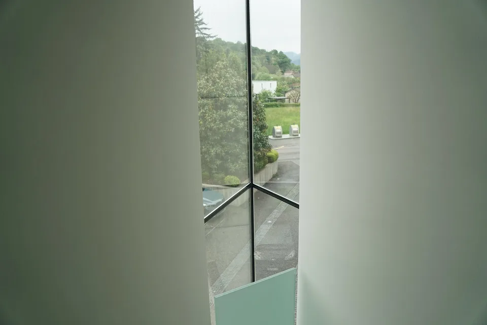 Villa unifamiliale élégante à Gentilino – 6 pièces avec vue et confort exclusifs