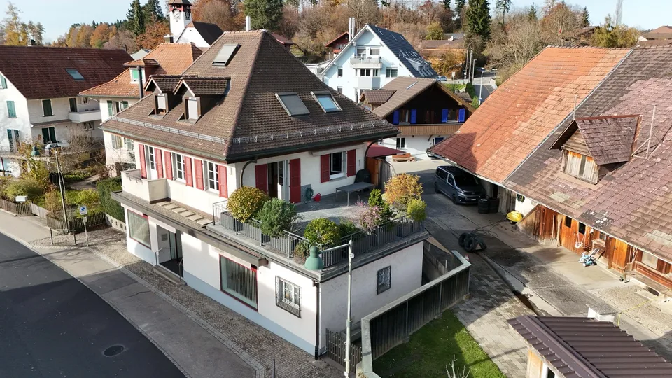 Ampia casa unifamiliare nel centro del villaggio di Niederscherli – foto 24 di 24