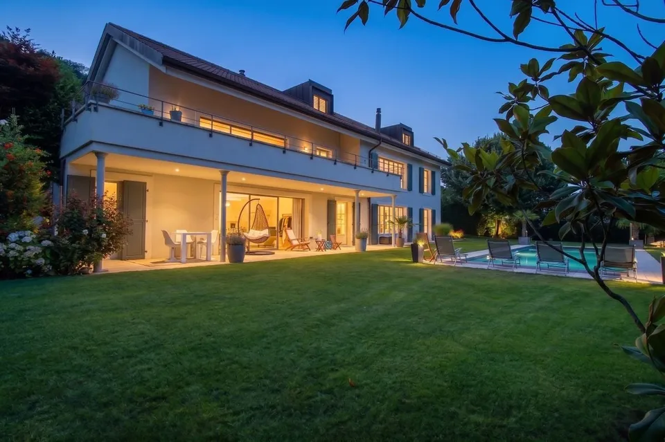 Vista mozzafiato, raro stile di vita a Féchy – foto 13 di 19