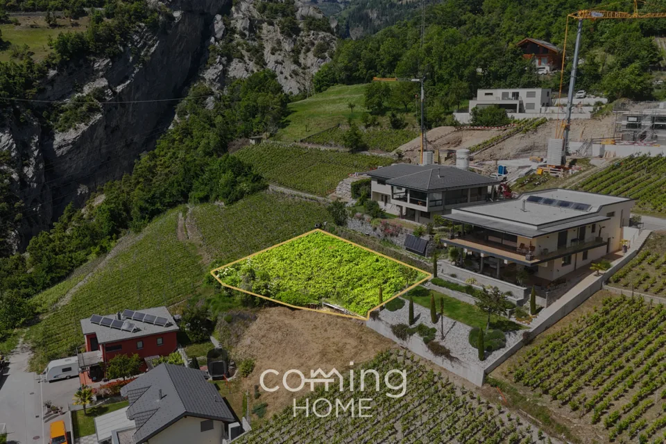 Parcello edificabile soleggiato a Leuk con vista meravigliosa - completamente attrezzato