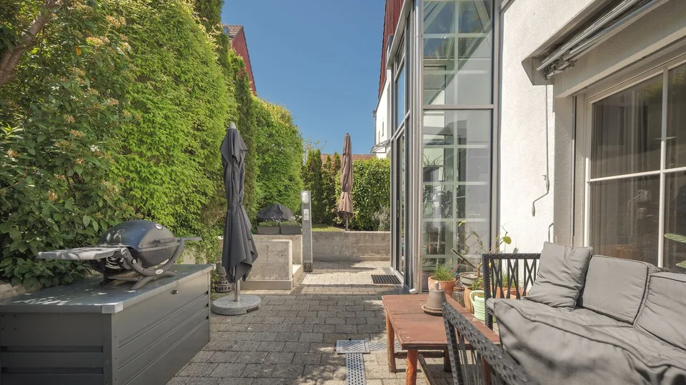 Praktische 2.5-Zimmer-Gartenwohnung in Bonstetten