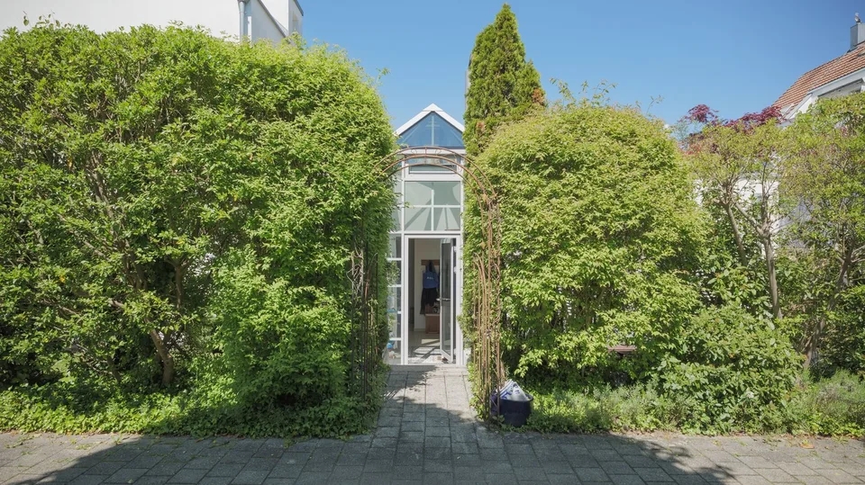 Praktische 2.5-Zimmer-Gartenwohnung in Bonstetten