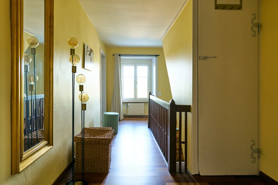 Magnifica casa padronale situata in posizione ideale a Romont – foto 10 di 13