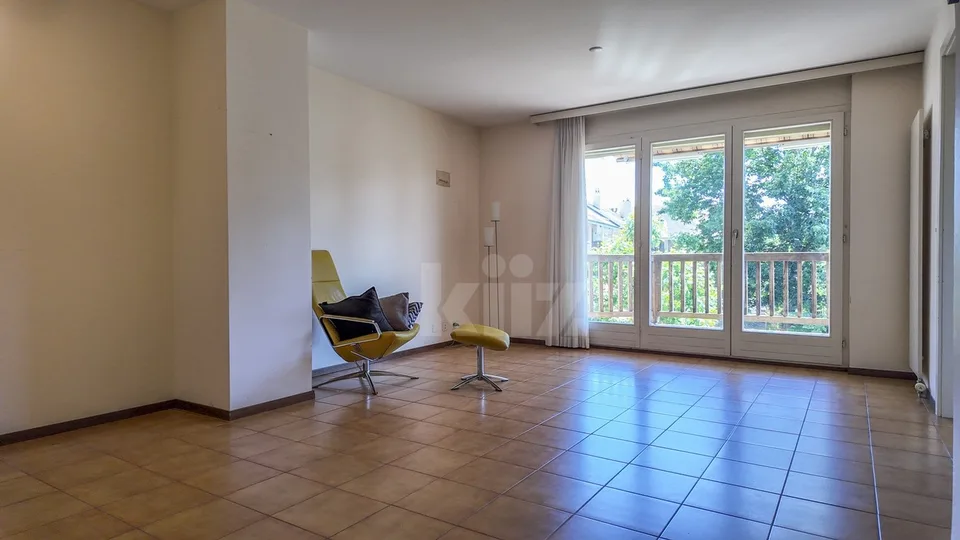 Charmantes Apartment mit Balkon in der Nähe des Sees