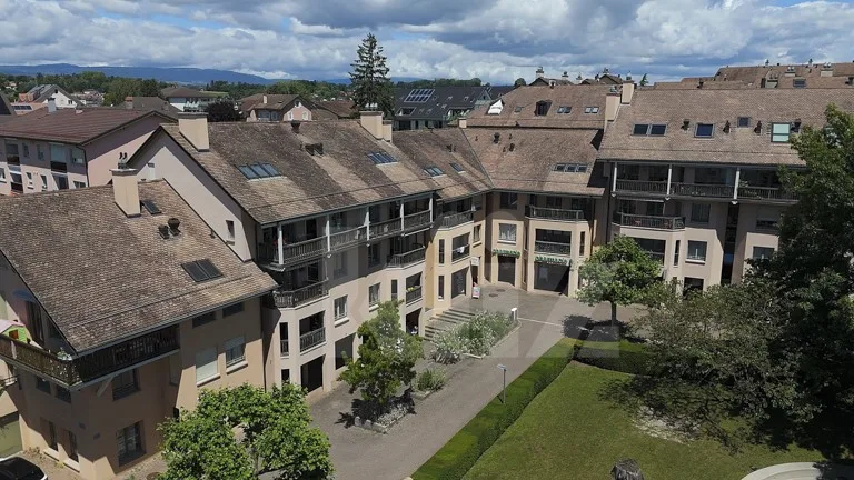 Charmant appartement avec balcon à proximité du Lac