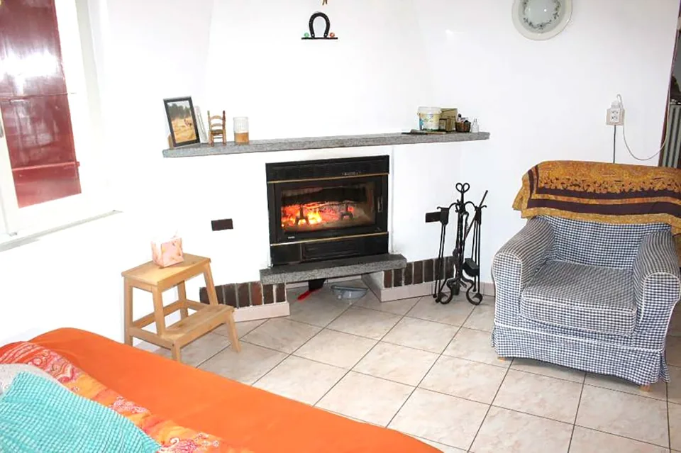 4 ½ -Zi.-Haus und Rustico zum Ausbauen sehr sonnig und ruhig – Foto 9 von 19