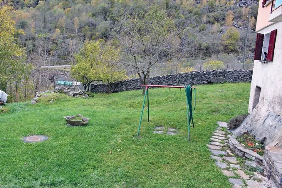 4 ½ -Zi.-Haus und Rustico zum Ausbauen sehr sonnig und ruhig – Foto 16 von 19