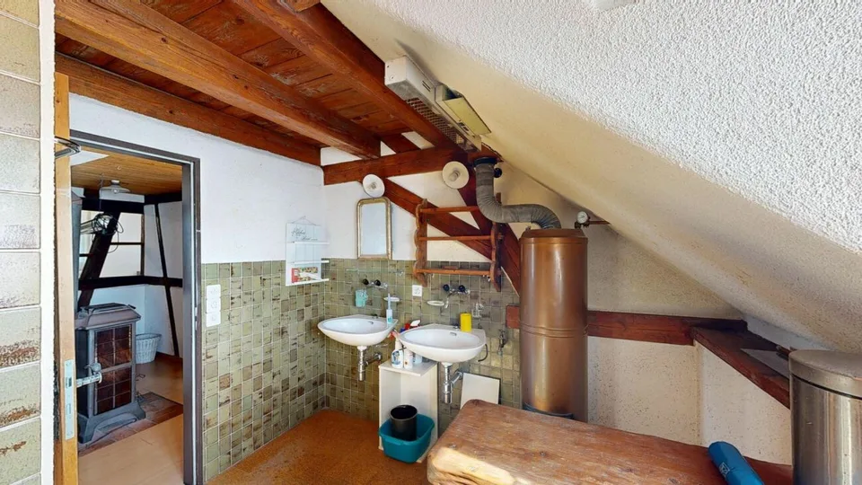 Oggetto unico per appassionati con garage / laboratorio spazioso – foto 22 di 30