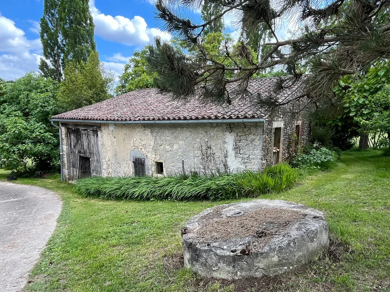Maison en pierres 210 m² avec dépendances SAINTE COLOMBE DE DURAS
