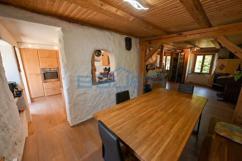 Familienparadies mit unverbaubarer Rheinlage – Foto 10 von 13