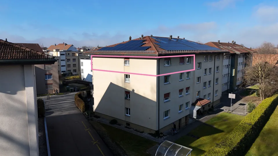 Living in a 4.5-room apartment on the top floor with a balcony – photo 6 of 15