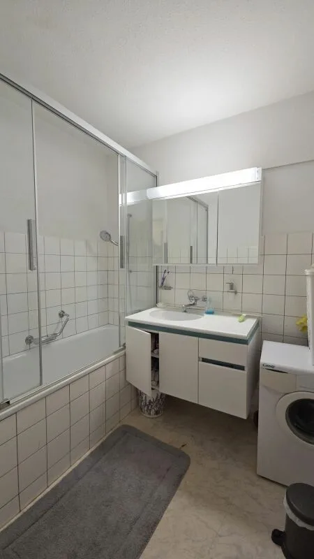 Living in a 4.5-room apartment on the top floor with a balcony – photo 13 of 15