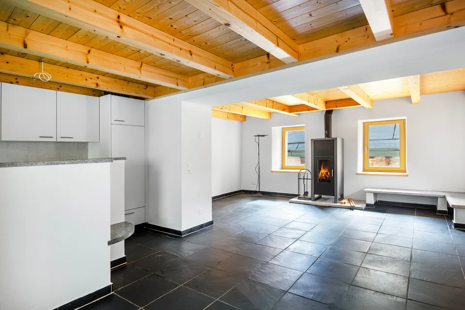 Maison tessinoise authentique avec des finitions de haute qualité