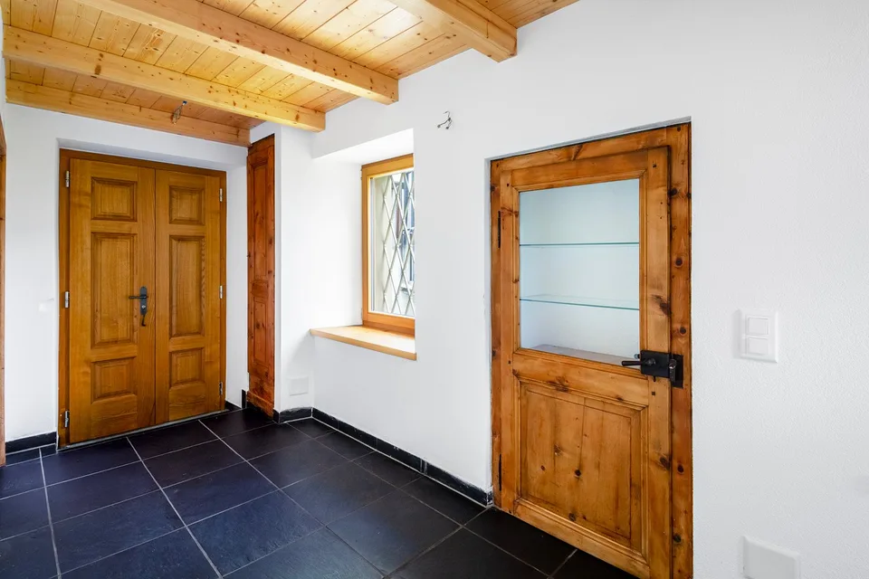 Maison tessinoise authentique avec des finitions de haute qualité