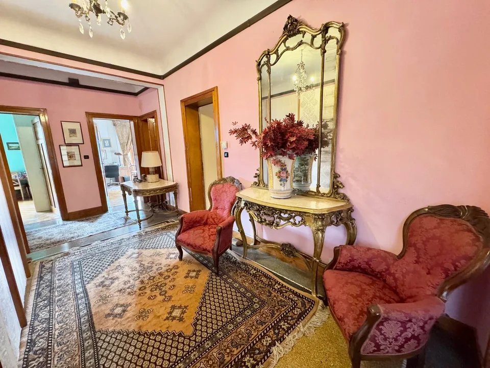 Große Villa mit schönem Garten, in sonniger Süd-Lage – Foto 17 von 24
