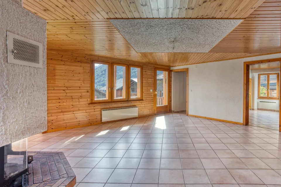 Charmanter Bungalow mit 4,5 Zimmern und Panoramablick auf die Ebene