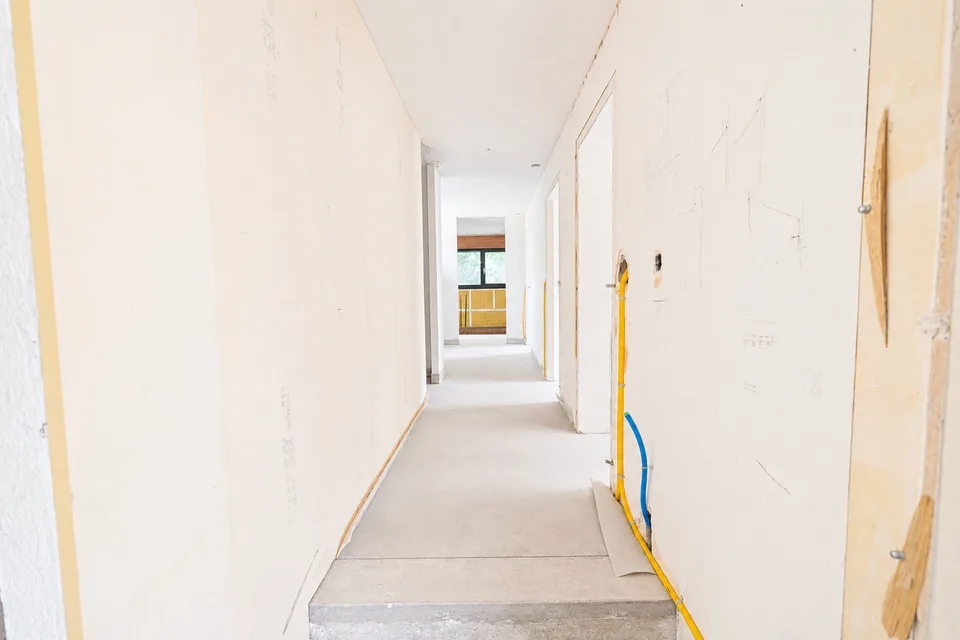 VILLA 4,5 LOCALI CON APPARTAMENTO 2,5 LOCALI IN RISTRUTTURAZIONE | VENTHÔNE
