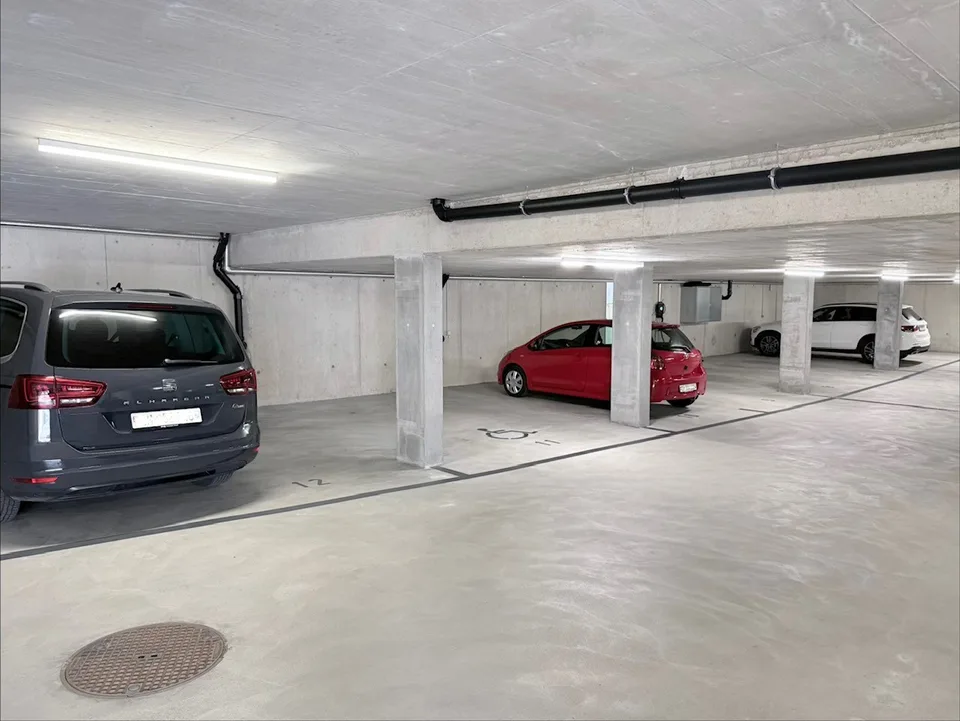 Freier Parkplatz in attraktiver Wohngegend