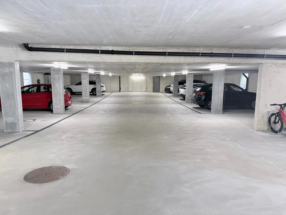 Freier Parkplatz in attraktiver Wohngegend