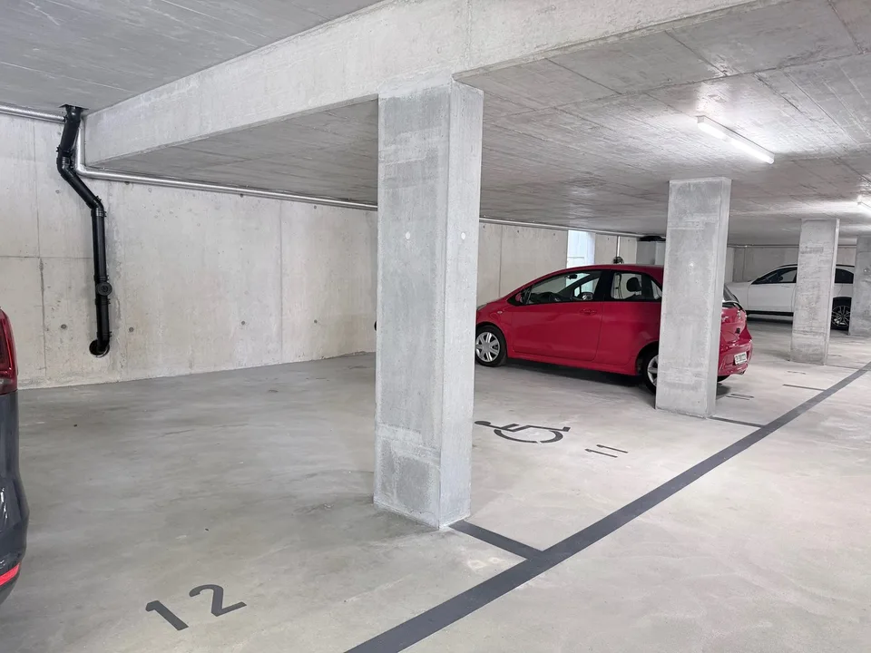 Freier Parkplatz in attraktiver Wohngegend