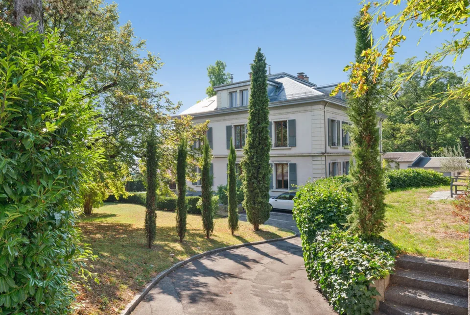 PERLE RARE AU COEUR DE VEVEY DANS UNE MAISON DE MAÎTRE