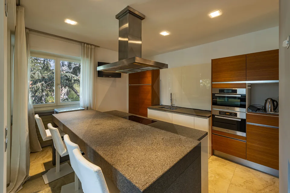 PRESTIGIOSO APPARTAMENTO VISTA LAGO - CAMPIONE D'ITALIA – foto 6 di 12