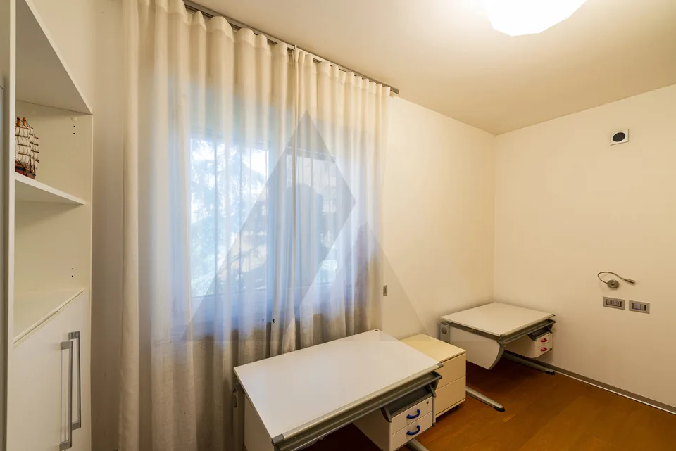 PRESTIGIOSO APPARTAMENTO VISTA LAGO - CAMPIONE D'ITALIA – foto 10 di 12