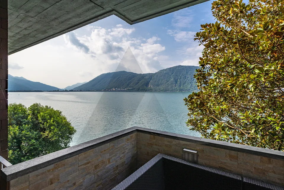 PRESTIGIOSO APPARTAMENTO VISTA LAGO - CAMPIONE D'ITALIA – foto 11 di 12