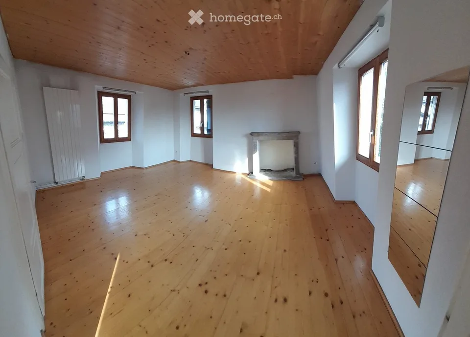 Casa ticinese + rustico adiacente da ristrutturare