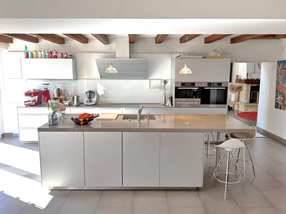 Beautiful village house in Gland