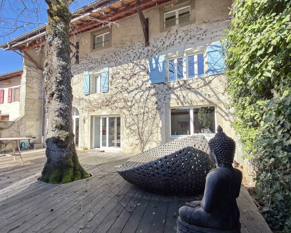 Superbe maison villageoise  à Gland