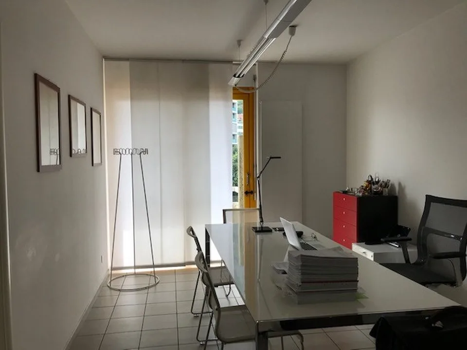 UFFICIO SPAZIOSO PIANO ATTICO CON VISTA APERTA