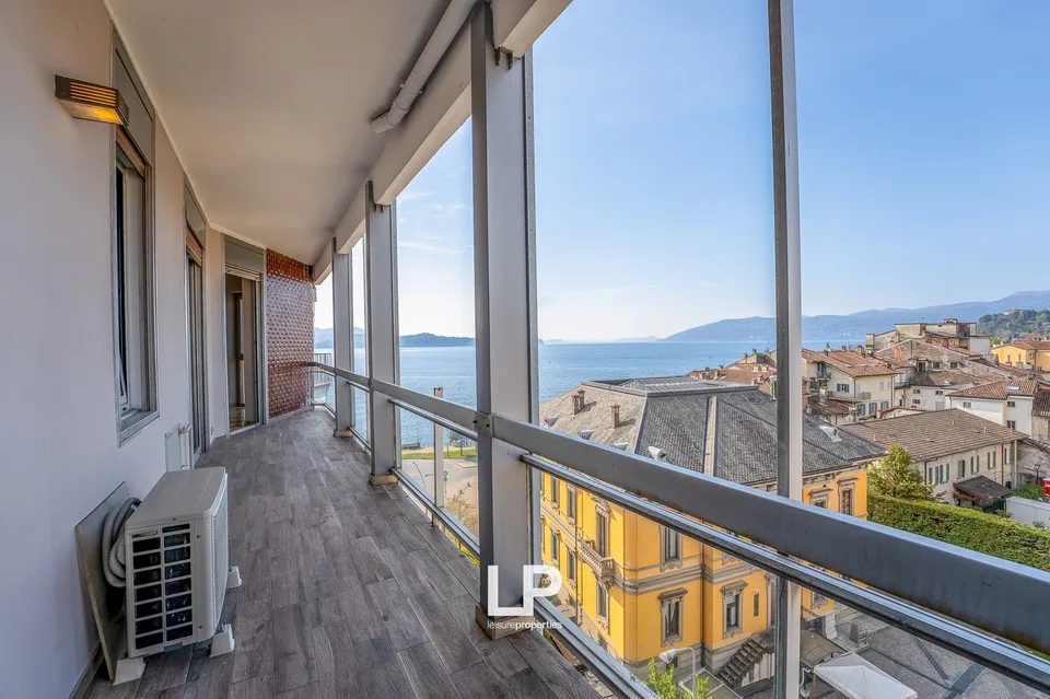 Luxuriöses Penthouse mit Seeblick in Intra – Foto 23 von 29