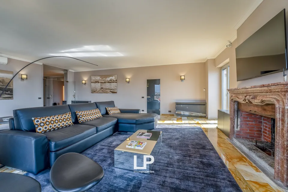 Luxuriöses Penthouse mit Seeblick in Intra – Foto 19 von 29